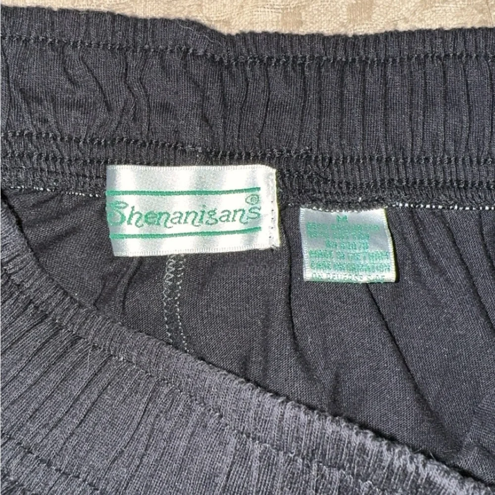 Vintage shenanigans shorts black size medium - Picture 4 of 4